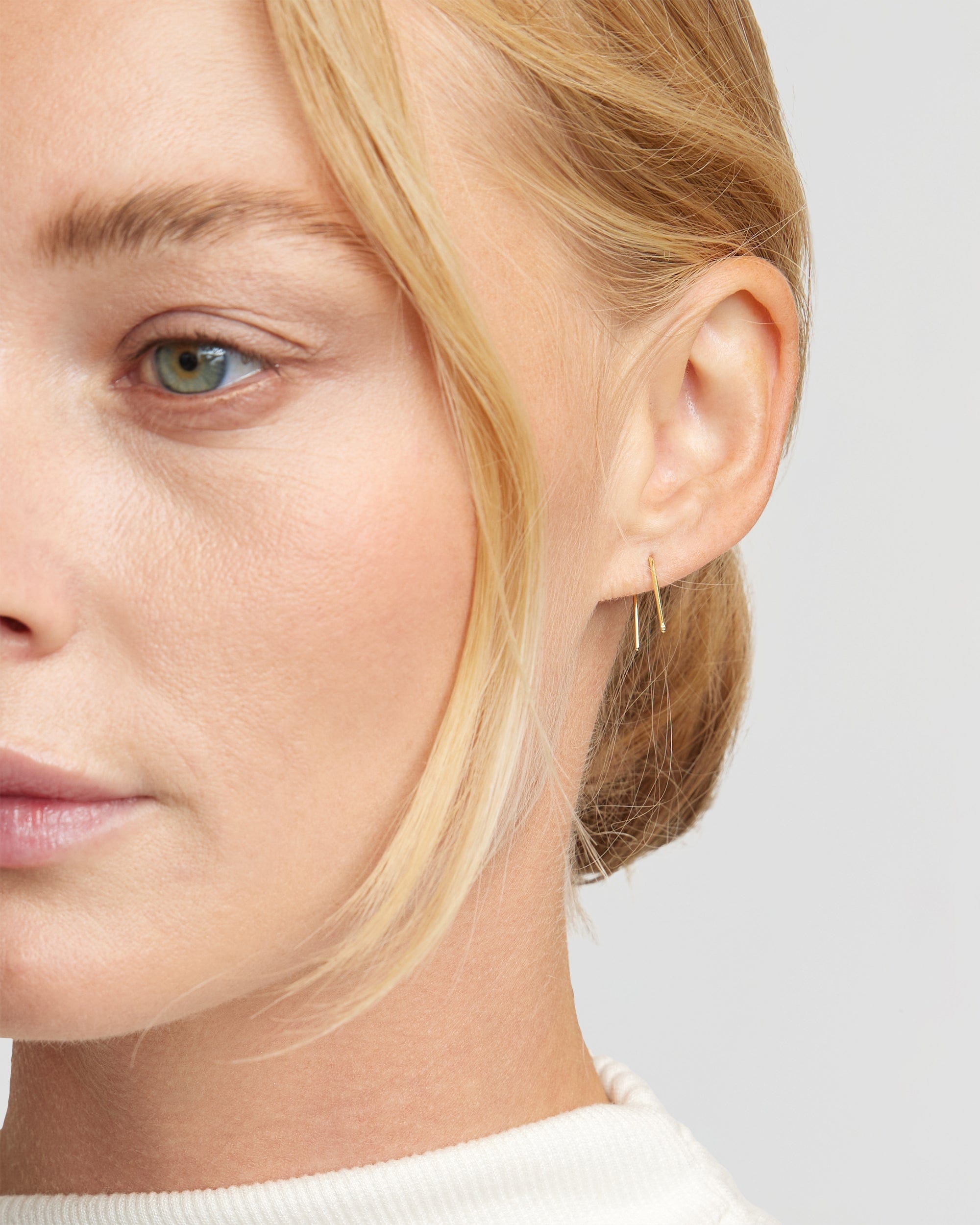 14K Gold Staple Earrings