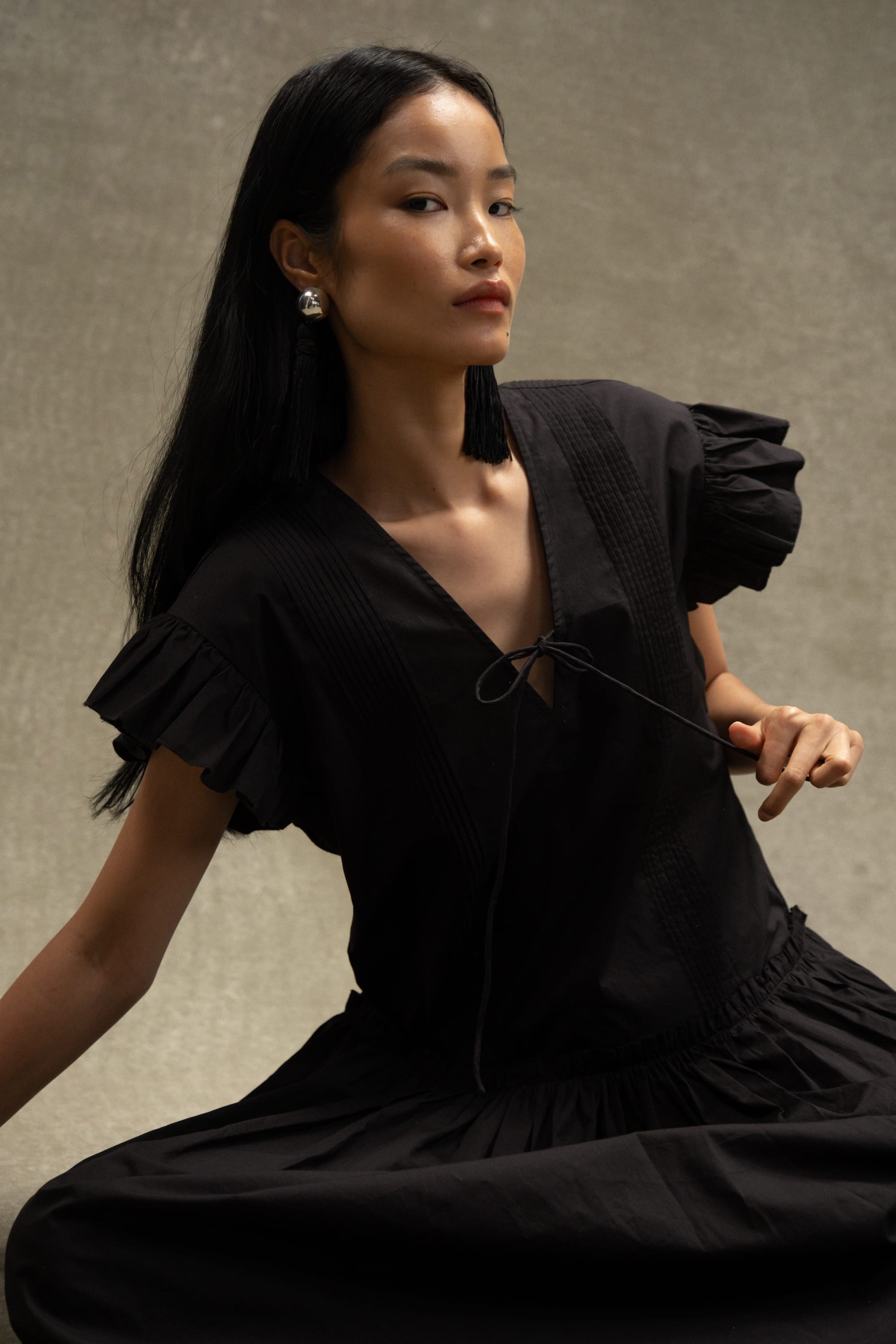 Margaux Ruffle-Sleeve Pleated Dress Black / XS
