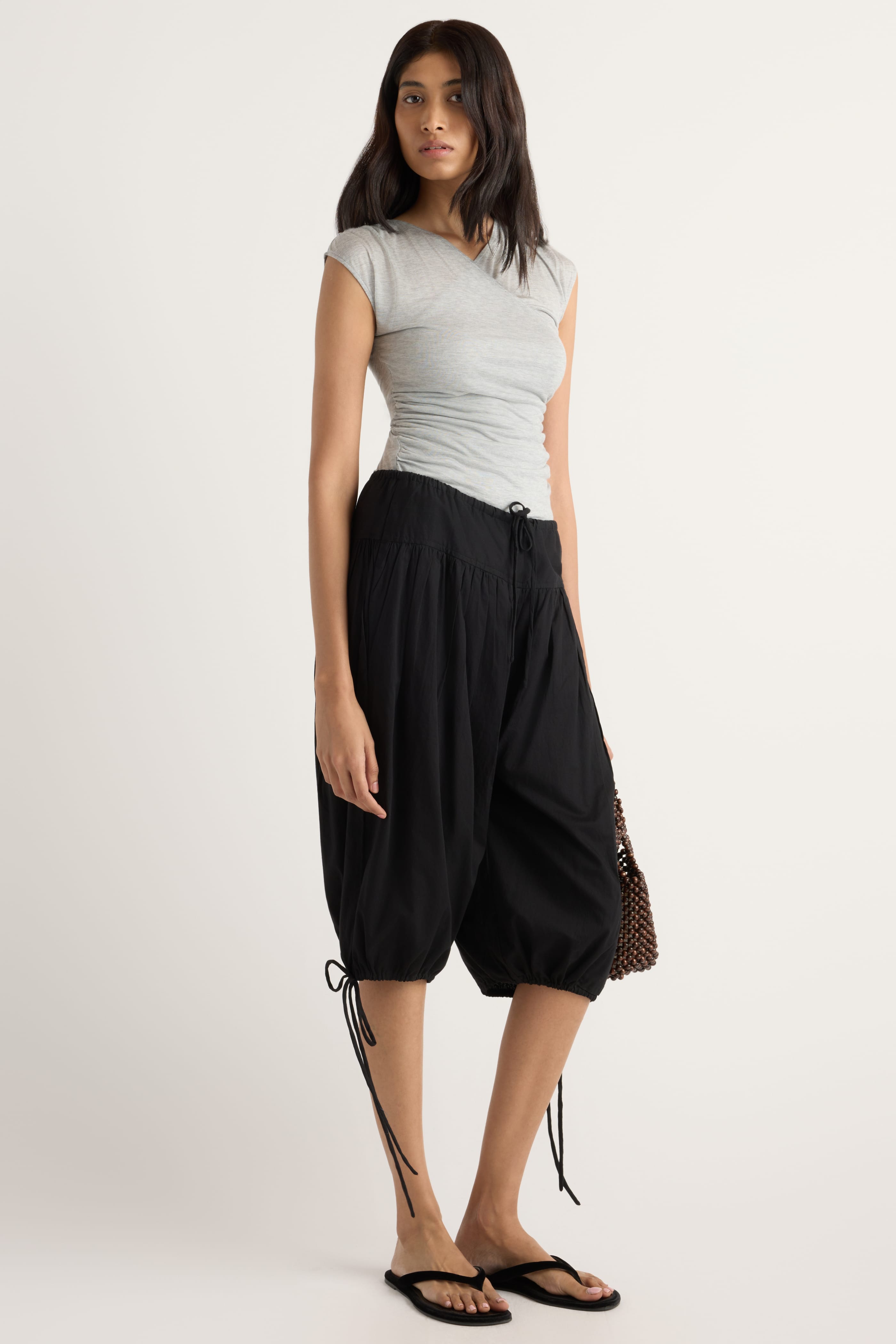 シェリエ Drape Balloon Short Pants Drape Balloon Short Pants