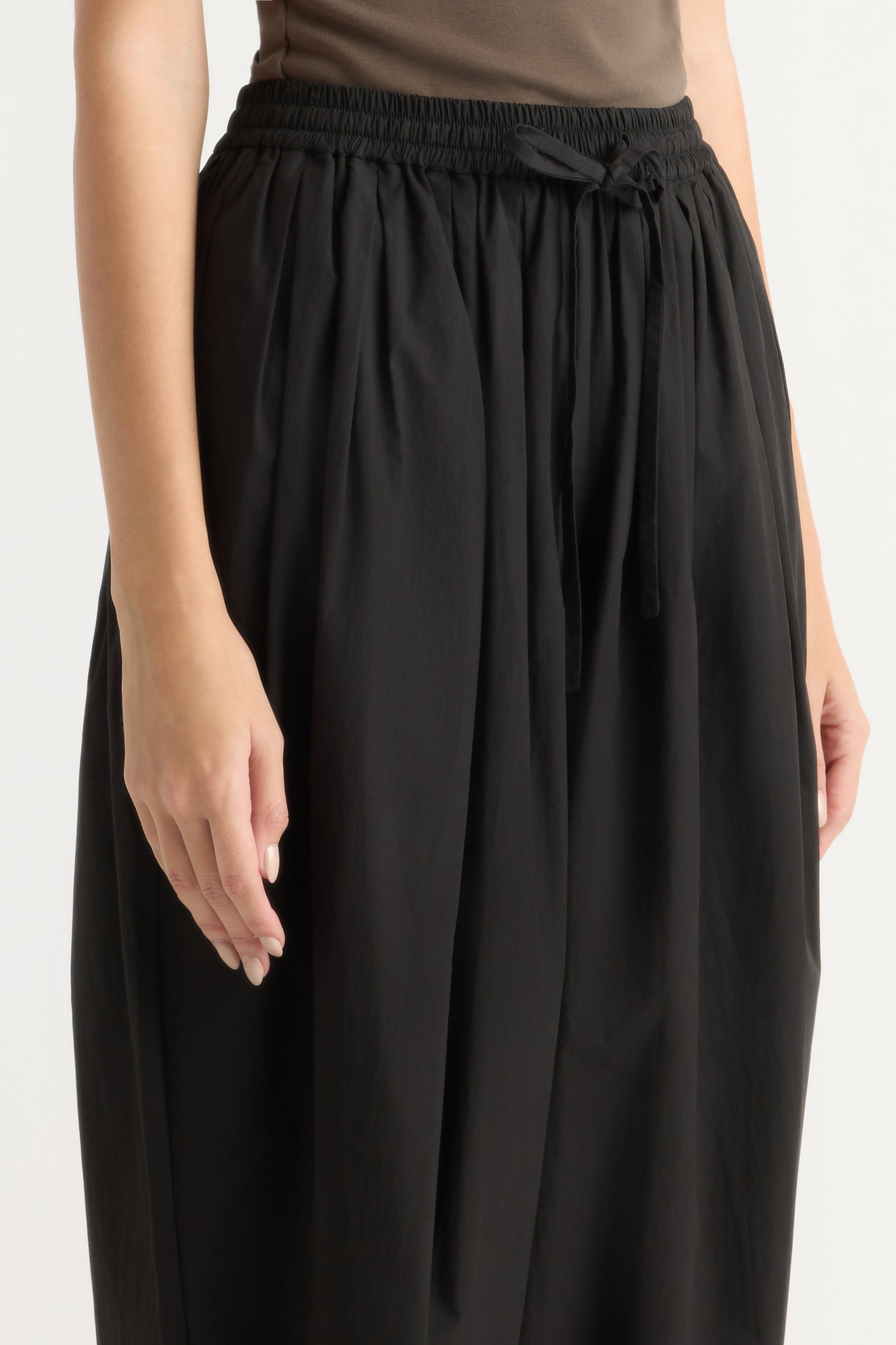 Dalma Wide-Leg Balloon Pant