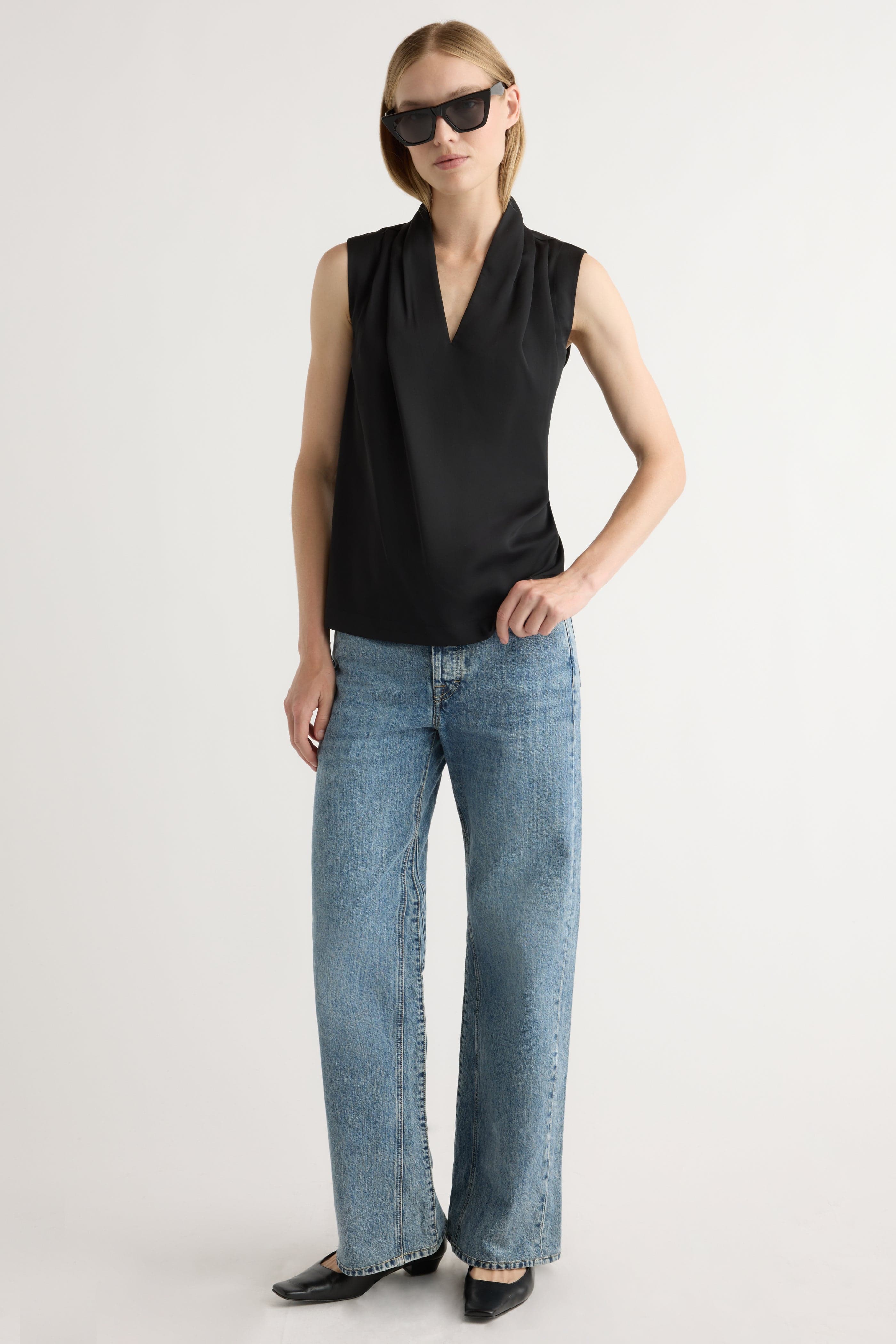 売れ筋商品|||ヒューゴボス カットソー トップス レディース Women's Sleeveless Cowl-Neck Silk Blouse Black BOSS - Sleeveless cowl-neck blouse in stretch silk - Black