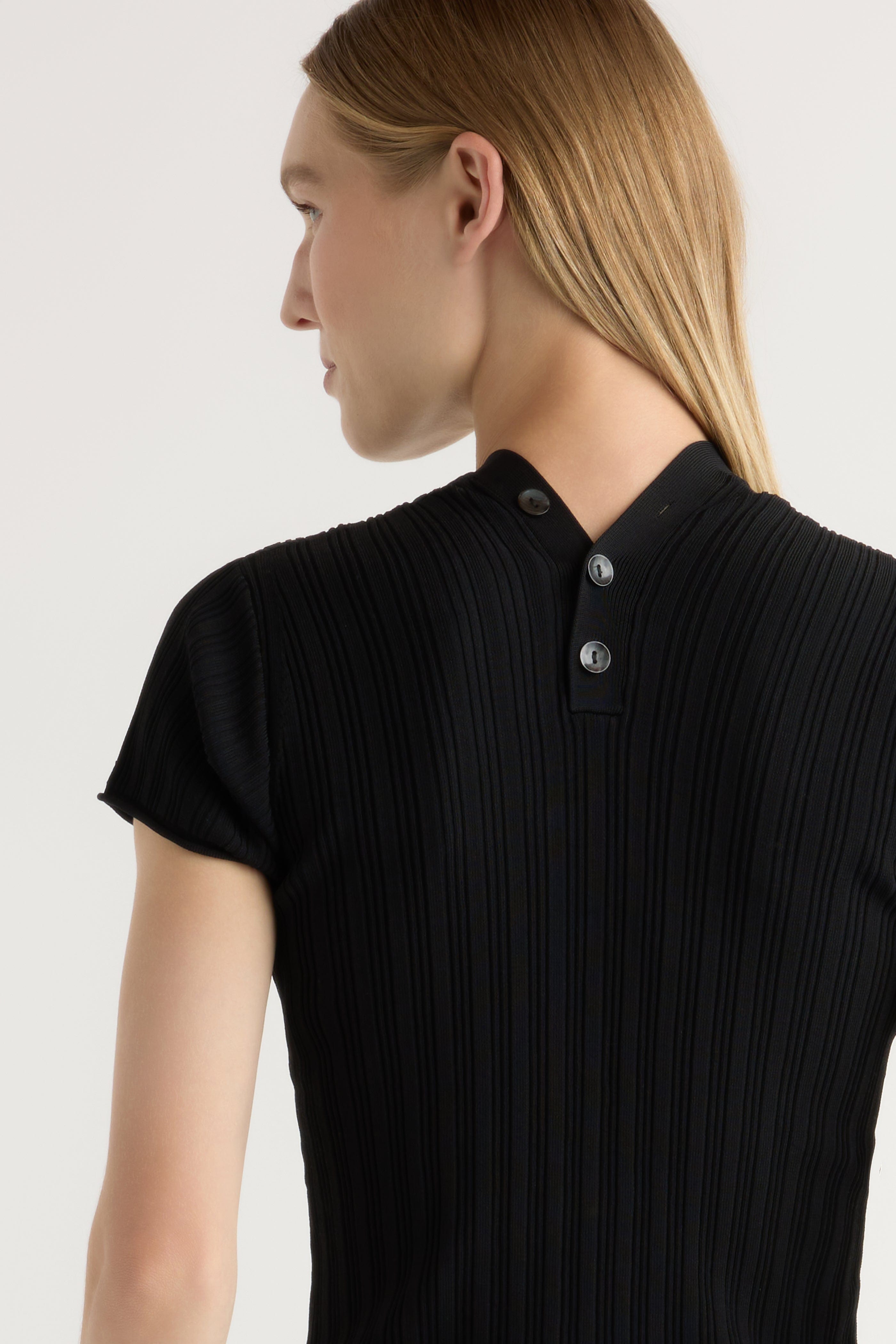【COGTHEBIGSMOKE】　 JENNY V-NECK TOP COGTHEBIGSMOKE】 JENNY V-NECK TOP Tops – Jenny in the City