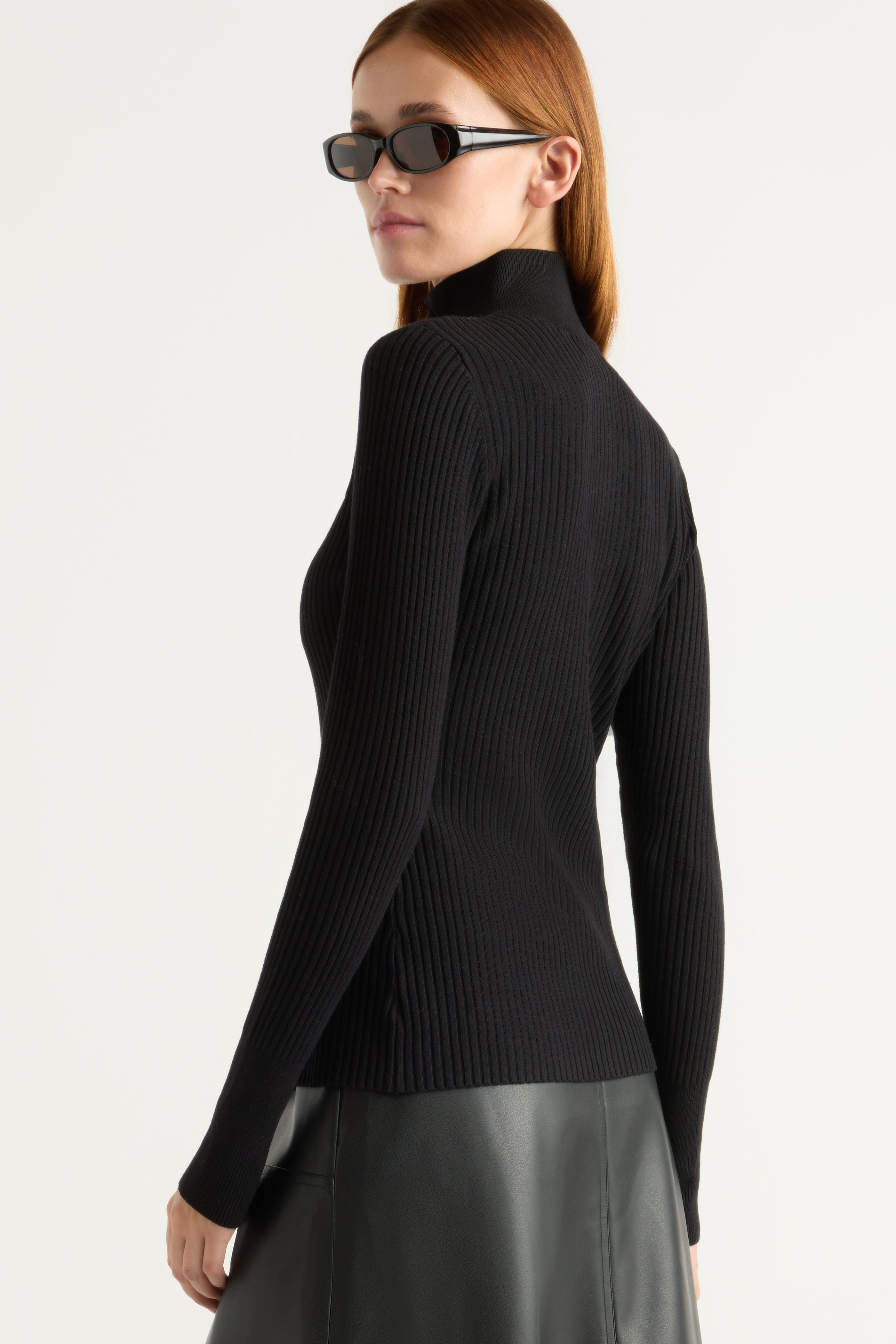 【MODERNIF】Lano Two Way Collar Zip-up Knit MO&Co. Women's Big Collar Zip Up Knitted Cardigan