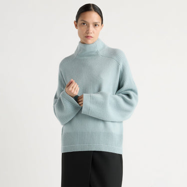 Charlotte | Kathryn Wool-Cashmere Turtleneck Sweater in Size Small 