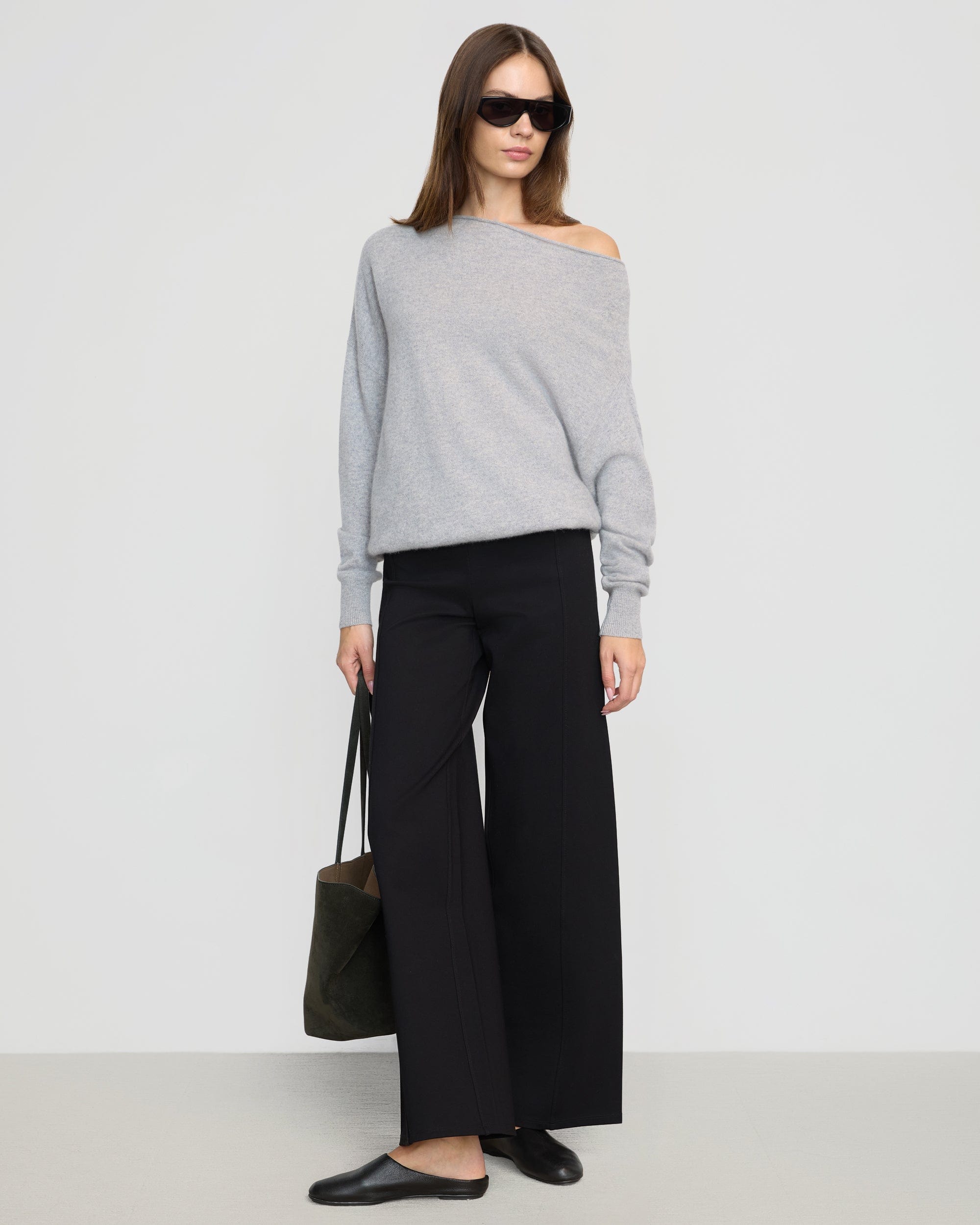 Lan Cashmere Off-Shoulder Sweater Lan Cashmere Off-Shoulder Sweater