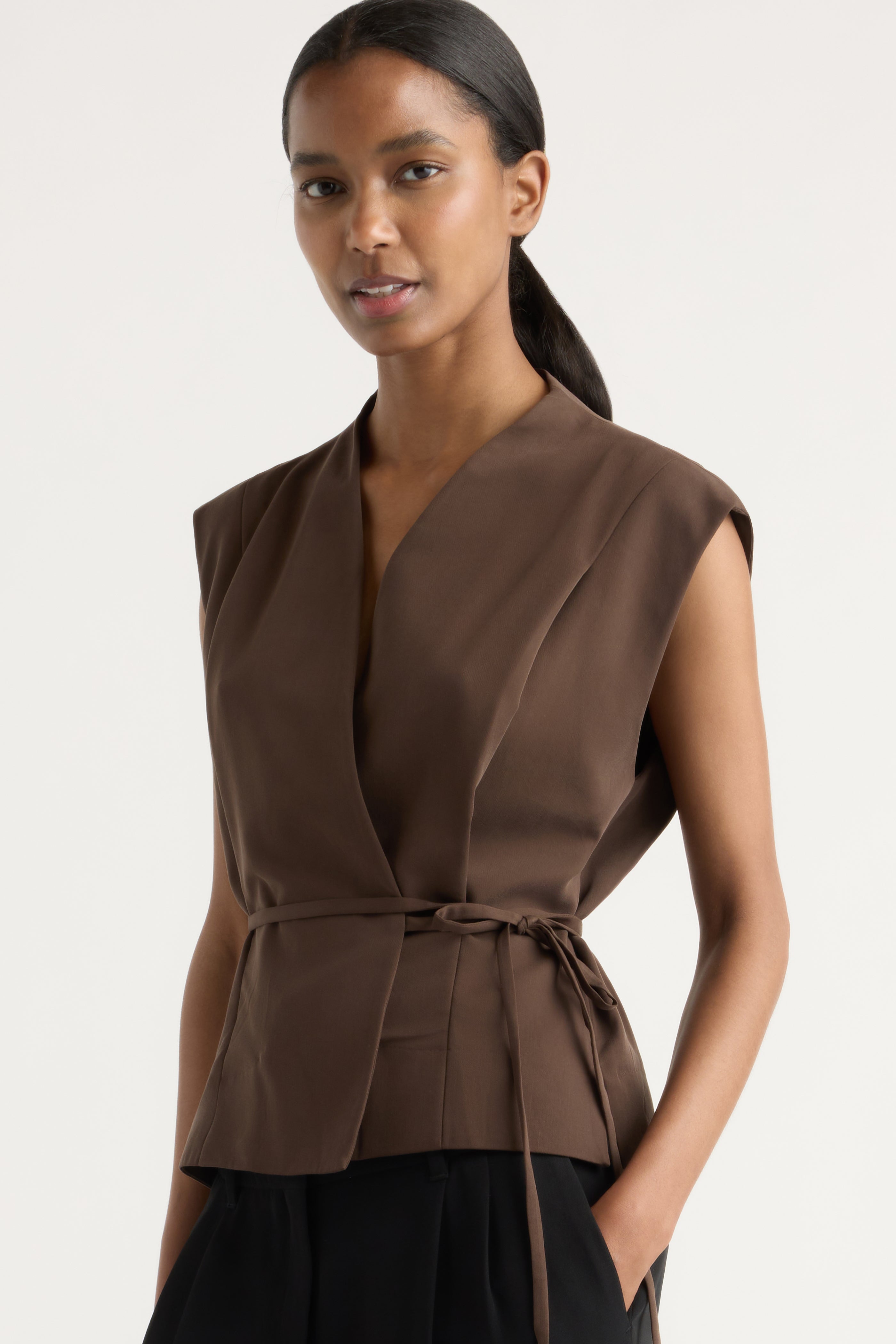 Leandra Tie-Wrap Vest