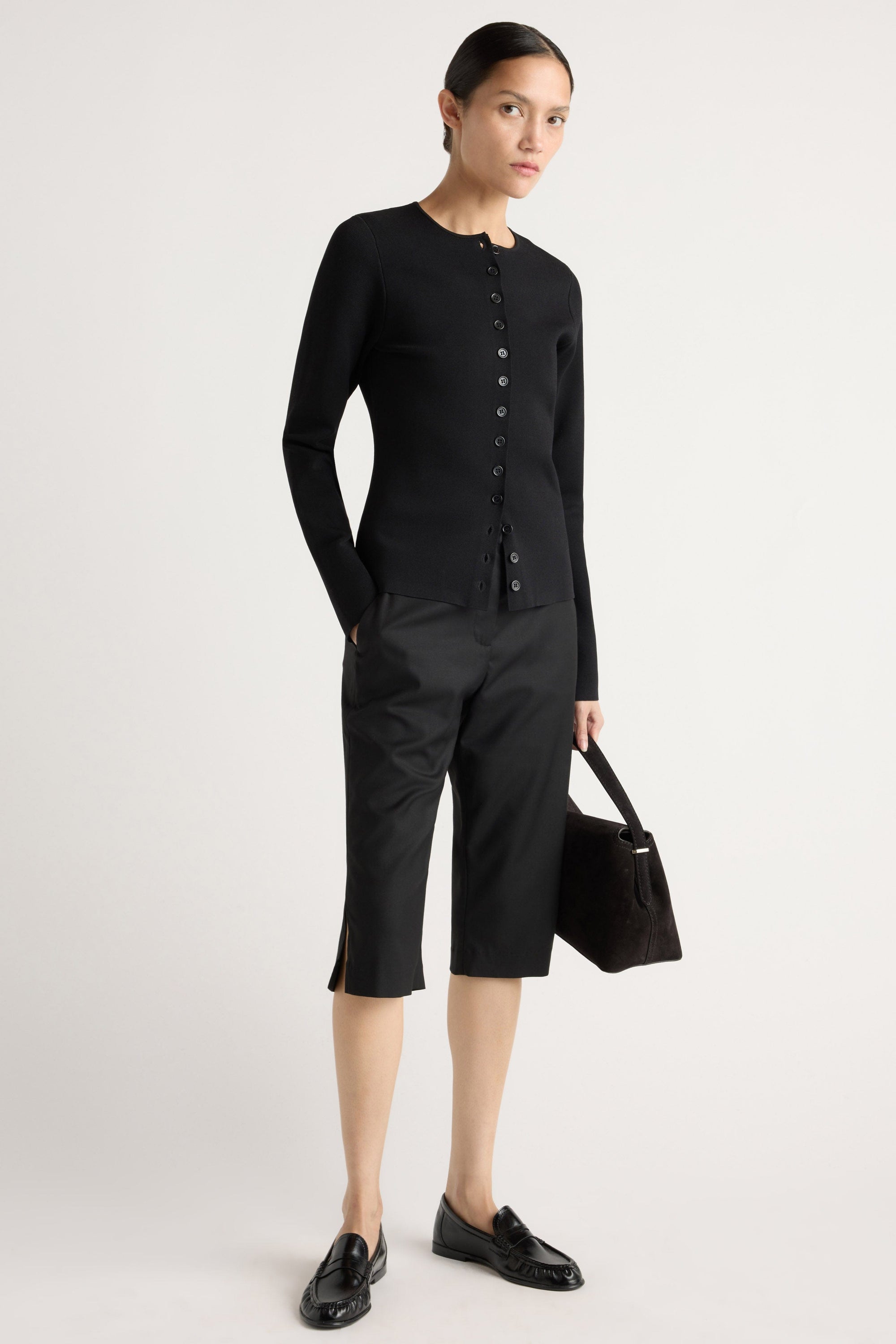 Lexi Tailored Capri Pant Black / 1X Lexi Tailored Capri Pant Black / 1X