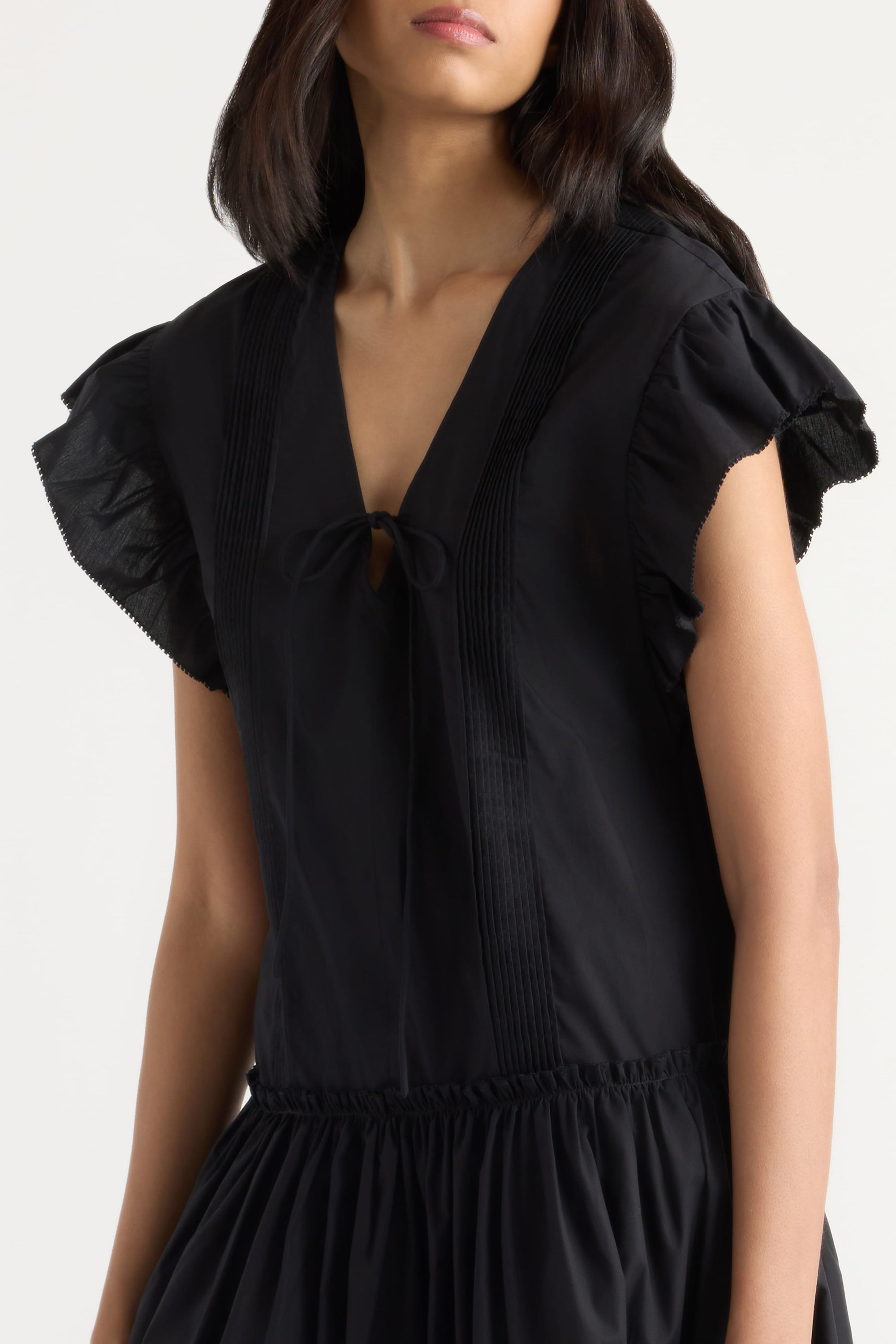 ruffled-neckline pleated dress Sample Lace Detail Ruffled Cap Sleeve Pleated Dress