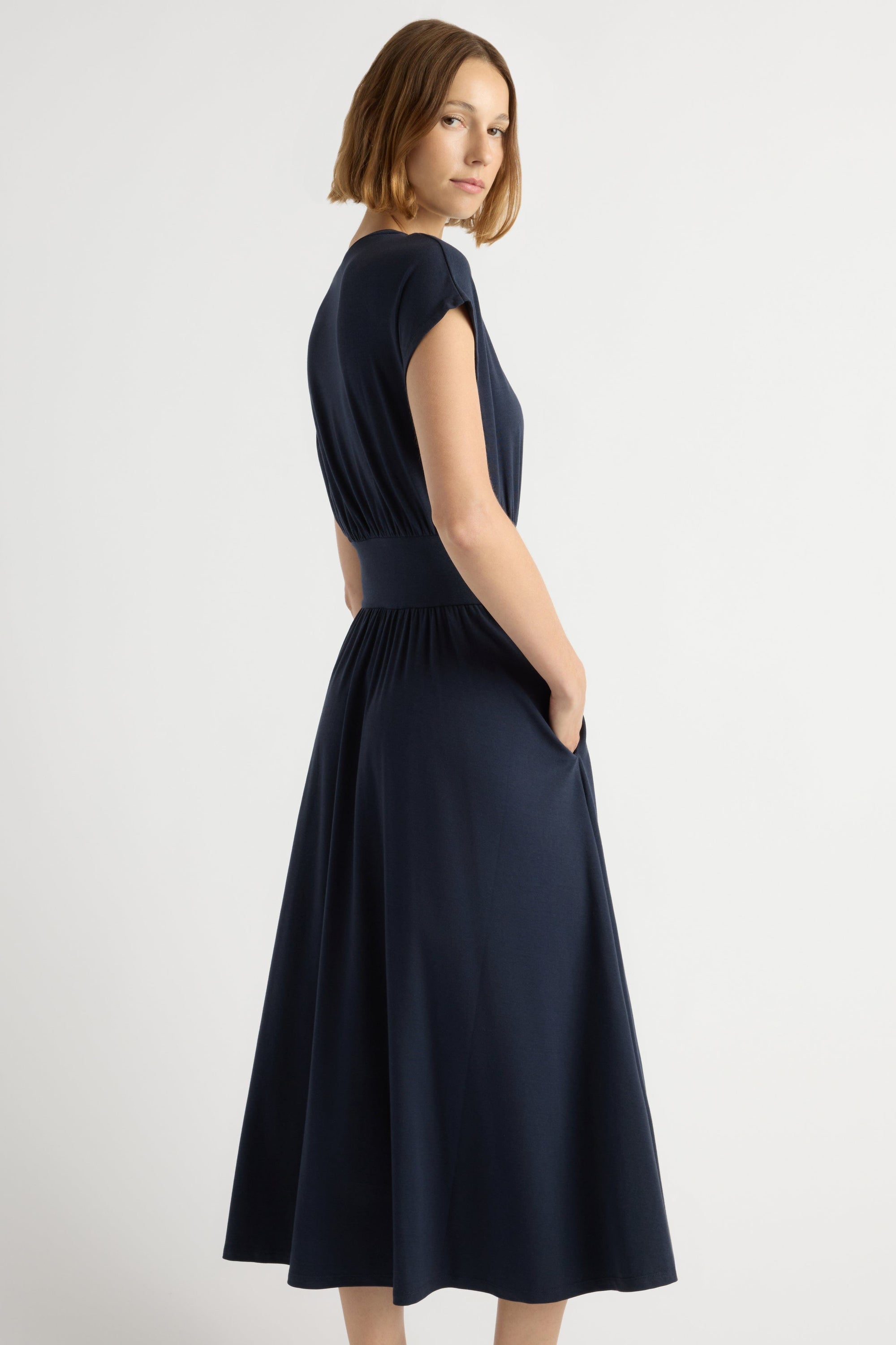 Prima Jersey Midi Dress Navy / Regular / XS Prima Jersey Midi Dress Navy / Regular / XS