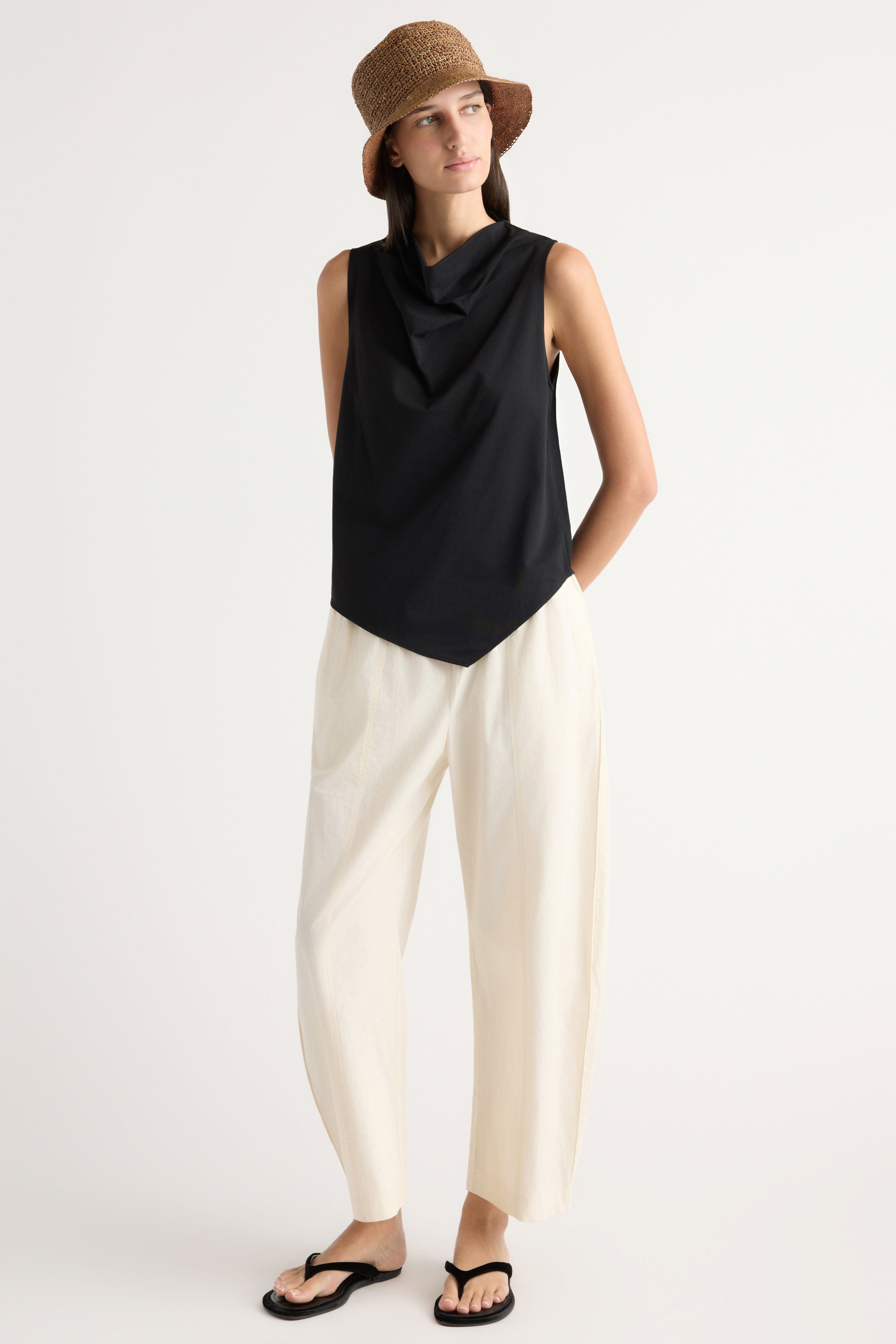 Priya Stretch-Waist Barrel-Leg Pant