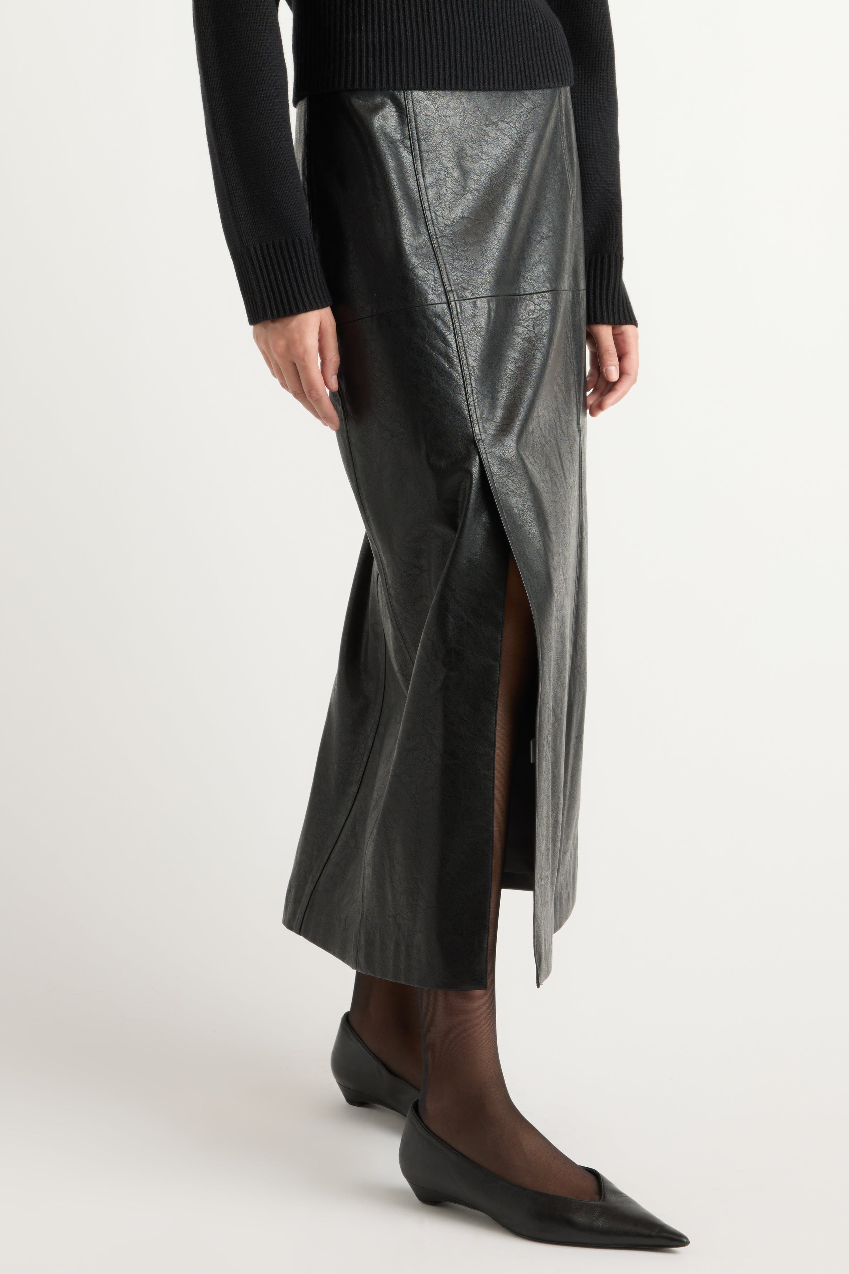 rama-front-vent-vegan-leather-