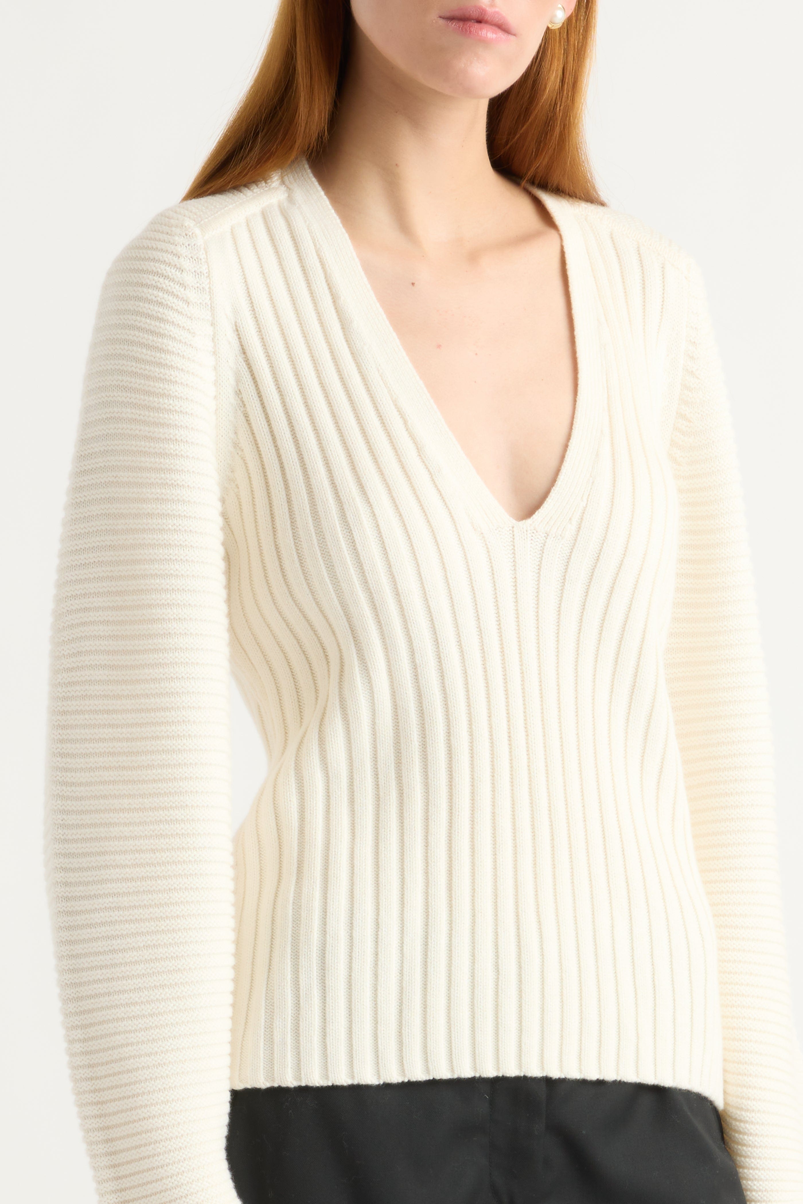 sanne-ottoman-knit-v-neck-