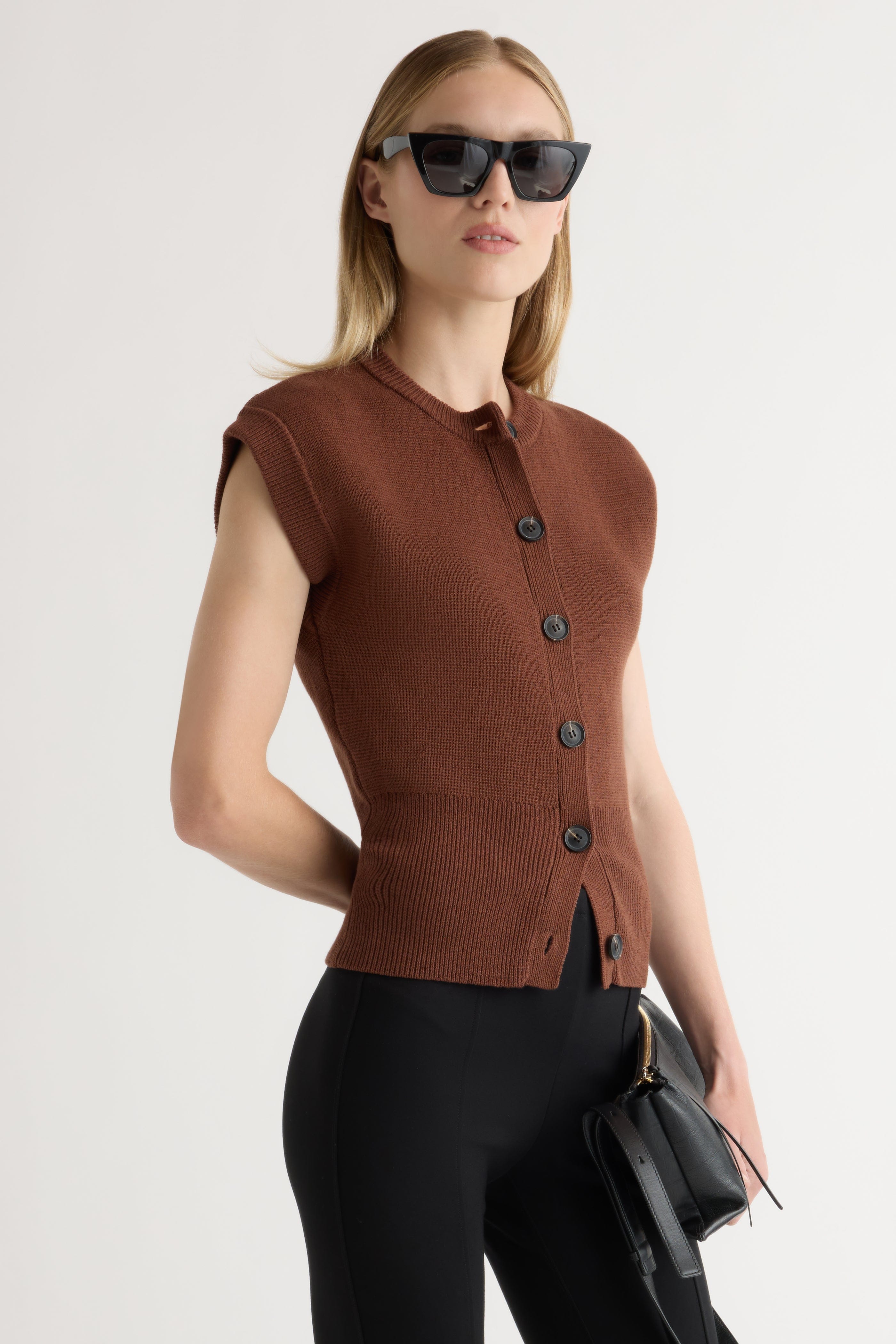 openyy【OPEN Yy】 CHUNKY KNIT VEST : BROWN OPEN YY
