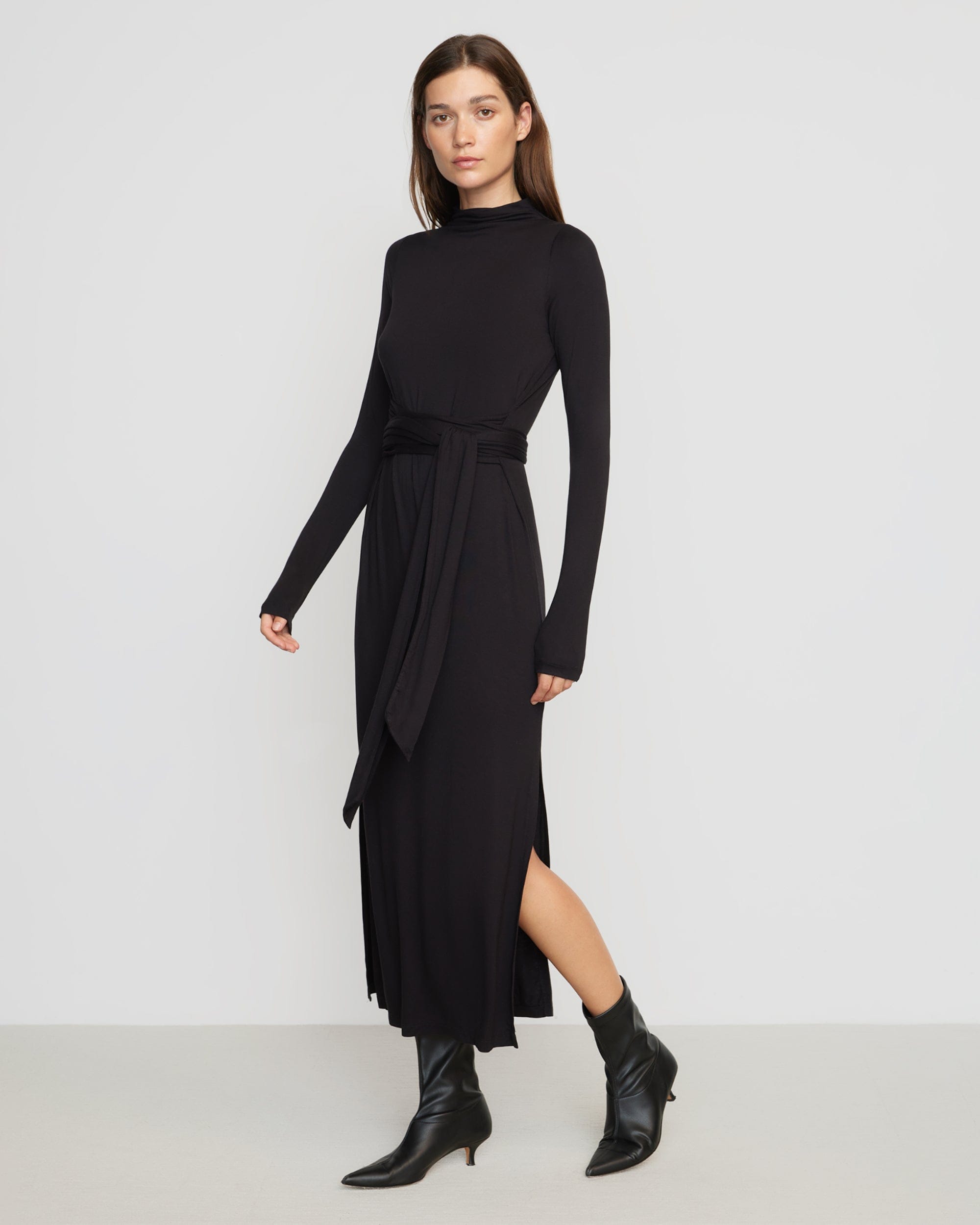 Vero Long-Sleeve Tie-Front Dress