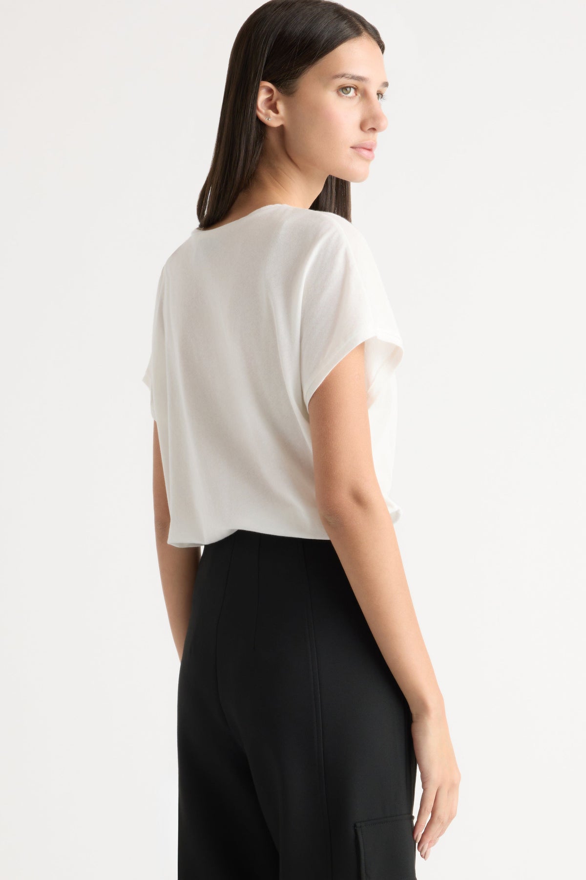 Willa Organic Cotton V-Neck Tee