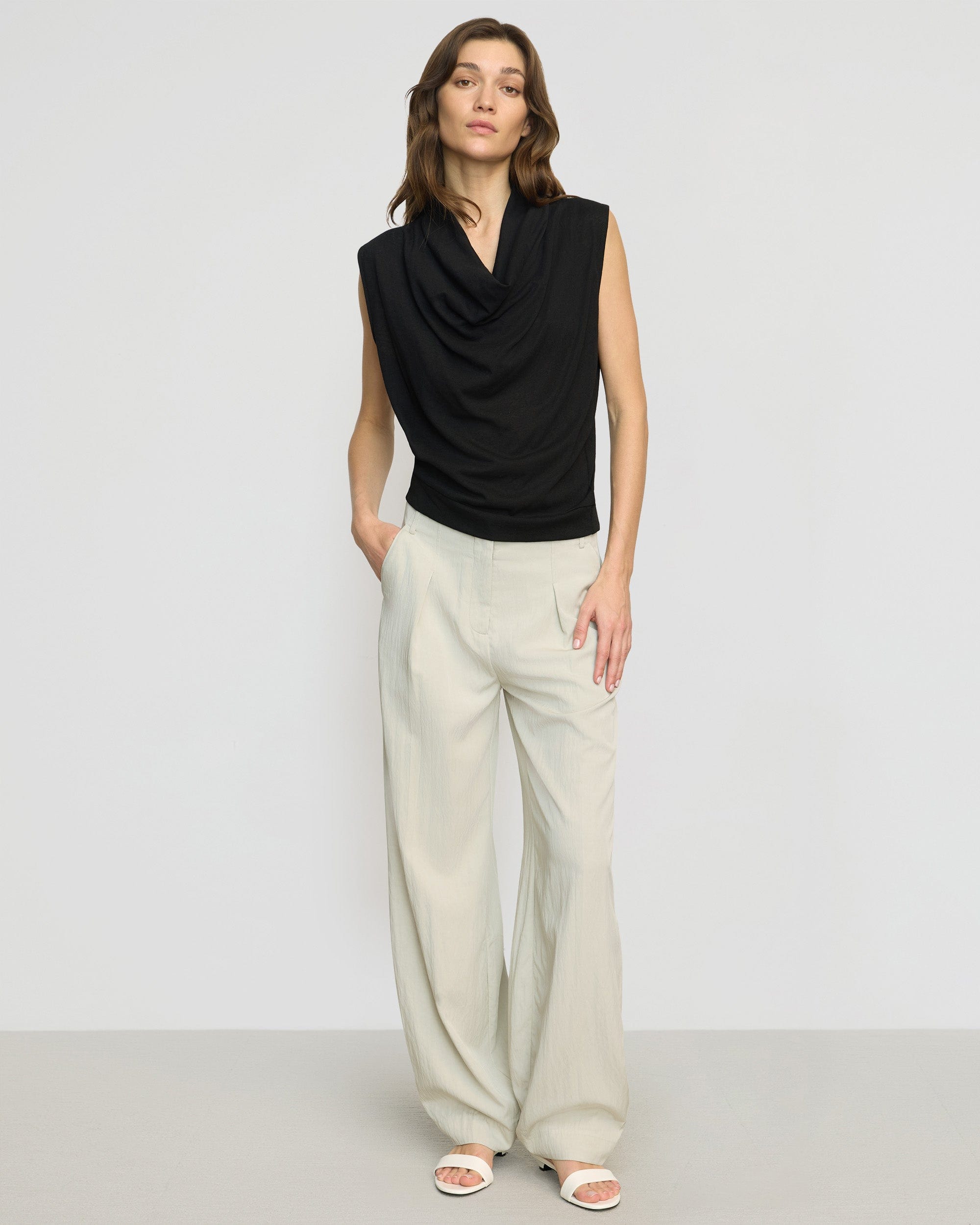 【MODERNIF】Bael semi-wide slacks yan-wide-barrel-leg-pant-